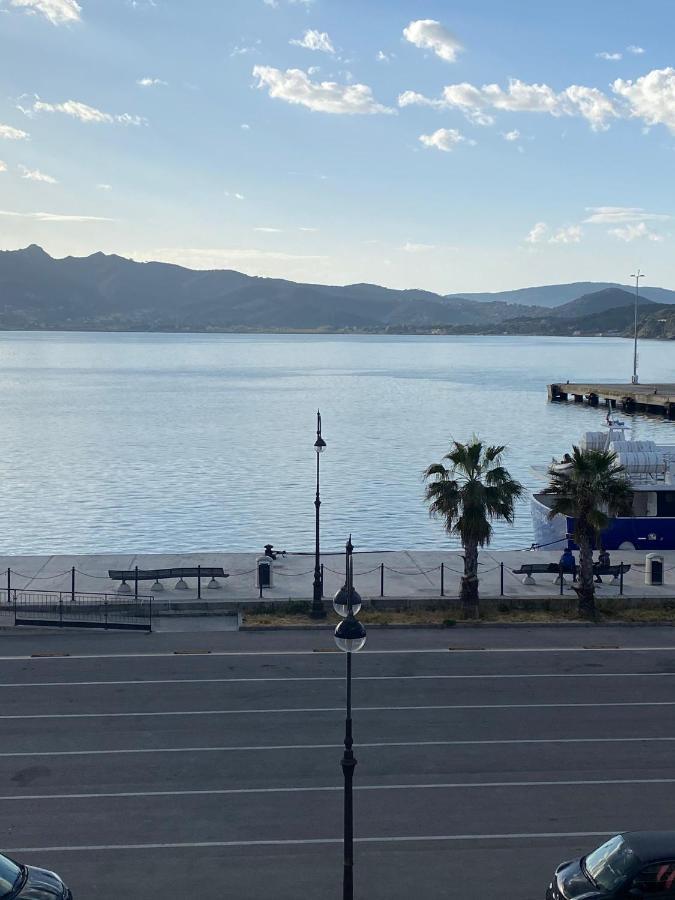 Seafront Apartment Portoferraio Exterior photo